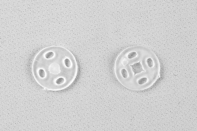 Кнопки пришивные пластиковые 10 мм, блистер 24шт, цв.-прозрачные - купить в Ханты-Мансийске. Цена: 48.41 руб.